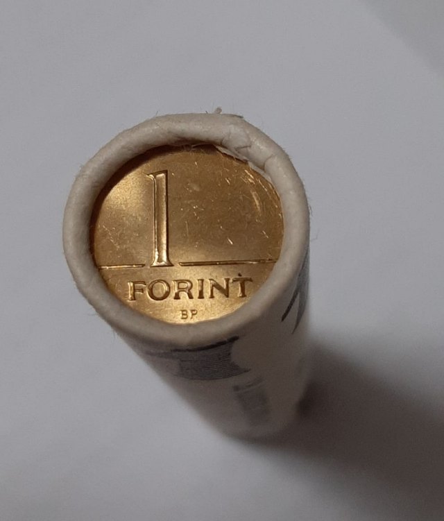 1995-s 1 forintos rolni - (1995 1 forintos rolni)