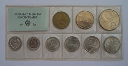 1972. évi forgalmi sor Az 5 forintos címerében a szín nincs jelölve