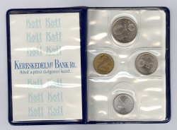 1972. évi K&H Bankos műbőrtokos lapozós forgalmi sor