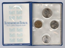 1975. évi K&H Bankos műbőrtokos lapozós forgalmi sor
