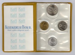 1976. évi K&H Bankos műbőrtokos lapozós forgalmi sor