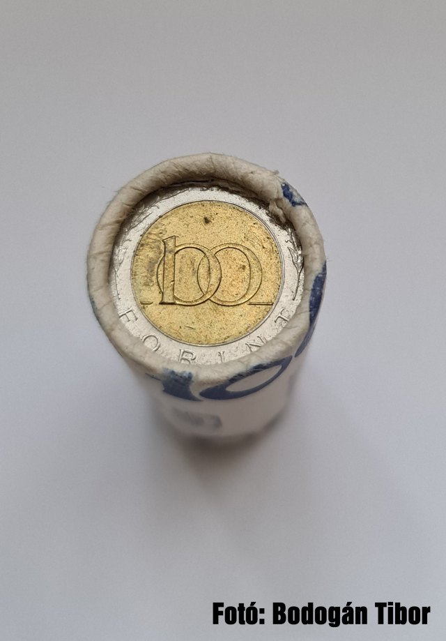 2002-es Bi-metl 100 forintos rolni - (2002 100 forintos rolni)