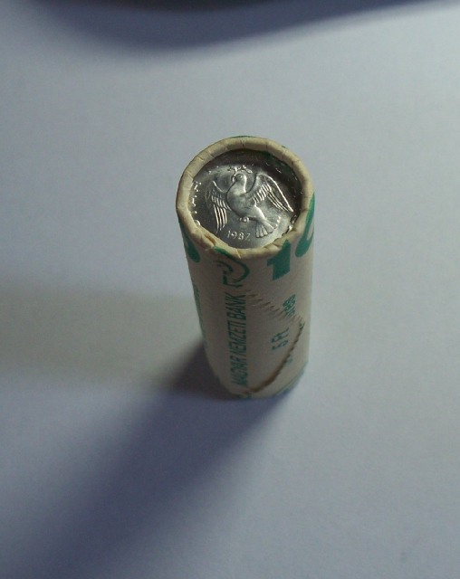1987-es 10 fillres rolni - (1987 10 fillr rolni)
