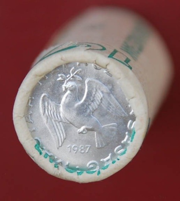 1987-es 10 fillres rolni - (1987 10 fillr rolni)