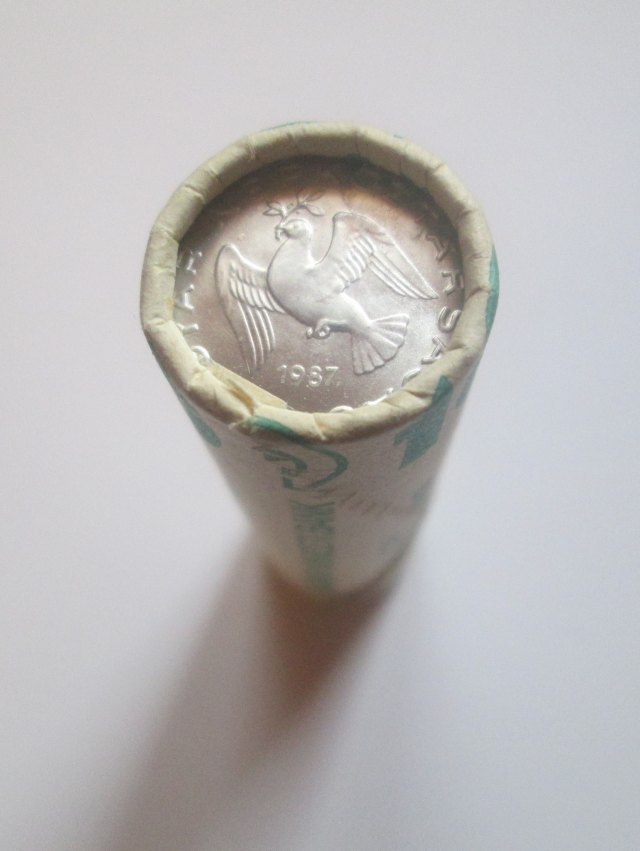 1987-es 10 fillres rolni - (1987 10 fillr rolni)