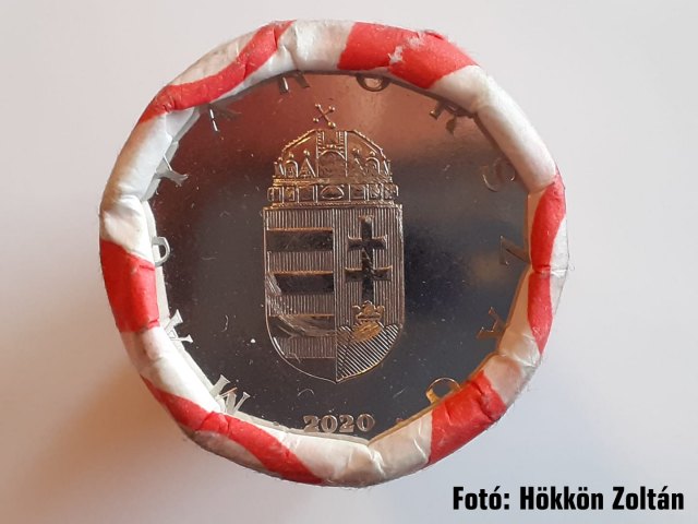 2020-as 10 forintos rolni - (2020 10 forintos rolni)