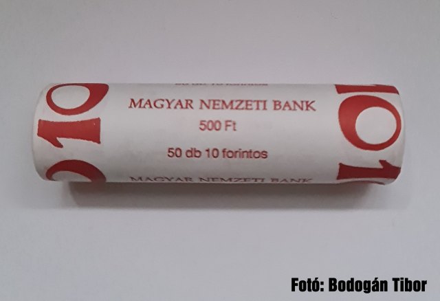 2020-as 10 forintos rolni - (2020 10 forintos rolni)