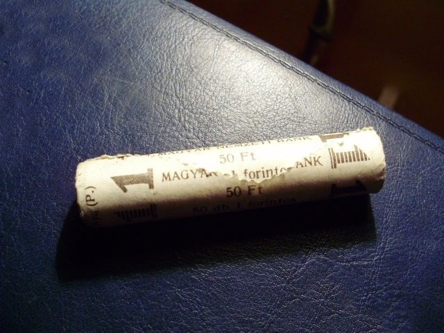 1992-es 1 forintos rolni - (1992 1 forintos rolni)