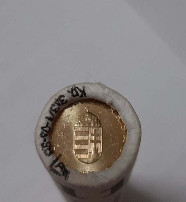 1998-as 1 forintos rolni - (1998 1 forintos rolni)