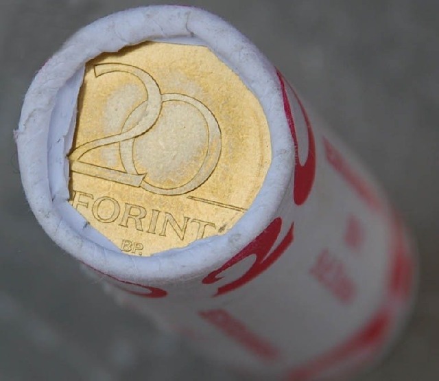 2003-as 20 forintos rolni - (2003 20 forintos rolni)