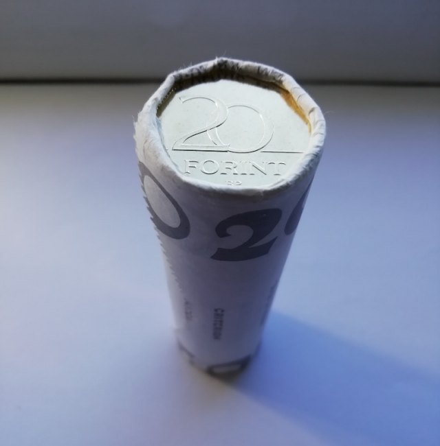 2020-as 20 forintos rolni - (2020 20 forintos rolni)