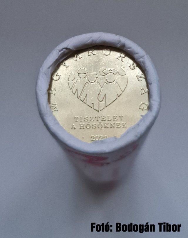 2020-as 20 forintos rolni - (2020 20 forintos rolni)