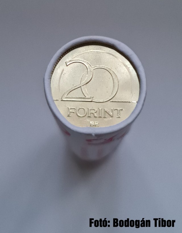 2020-as 20 forintos rolni - (2020 20 forintos rolni)