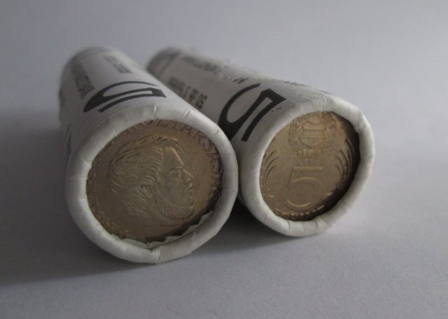 1983-as 5 forintos rolni - (1983 5 forintos rolni)
