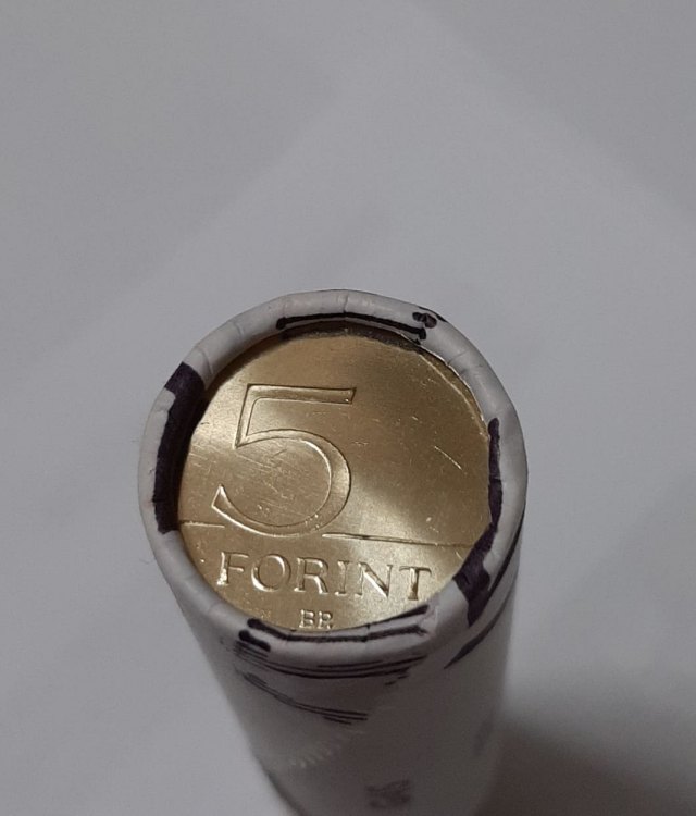 2017-es 5 forintos rolni - (2017 5 forintos rolni)