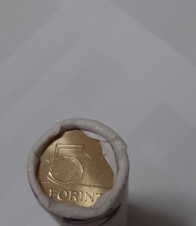 2018-as 5 forintos rolni - (2018 5 forintos rolni)