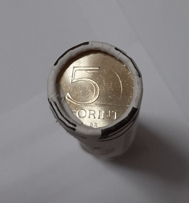 2020-as 5 forintos rolni - (2020 5 forintos rolni)